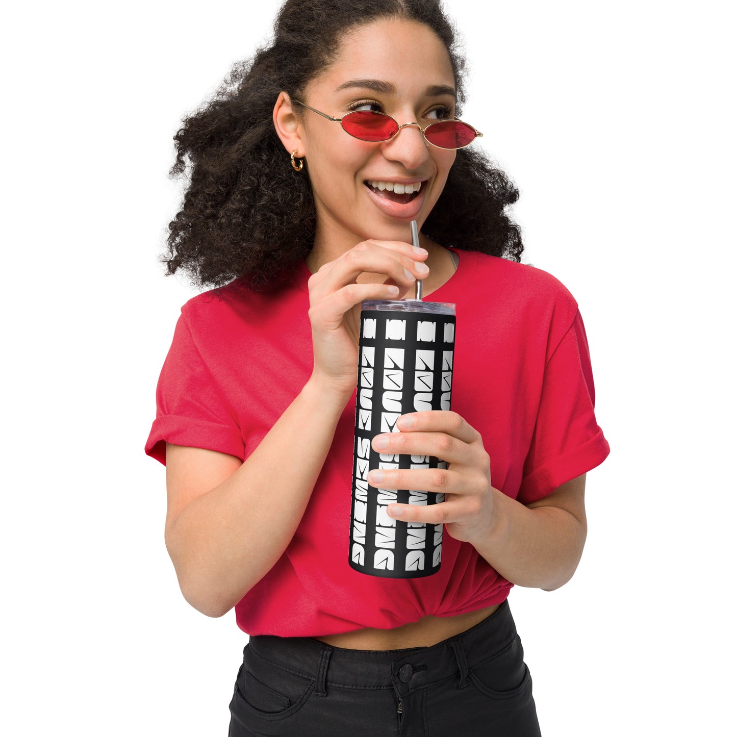 Black Tumbler with "I love sewing" design, the perfect gift for people who sew