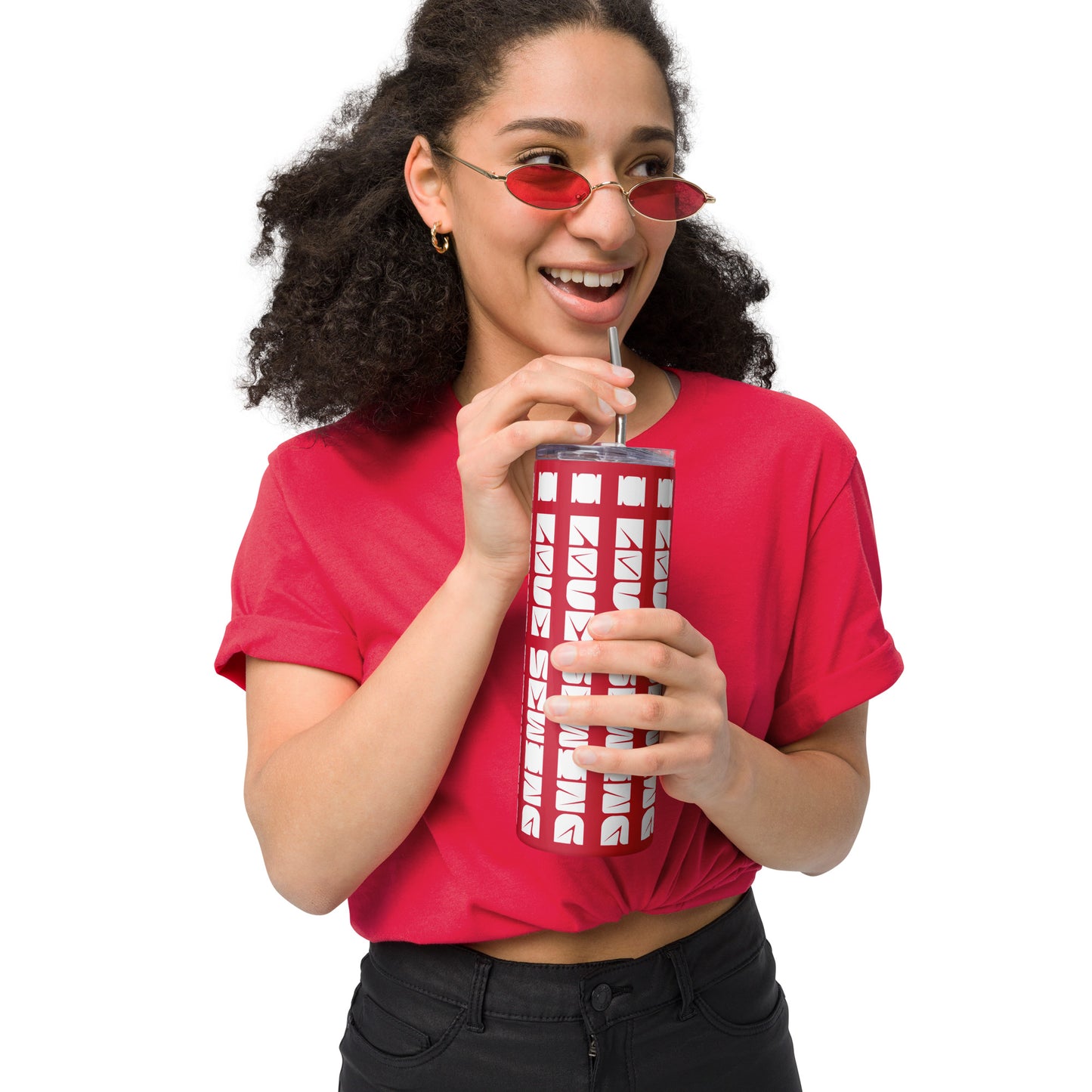 Red Tumbler with "I love sewing" design, the perfect gift for people who sew