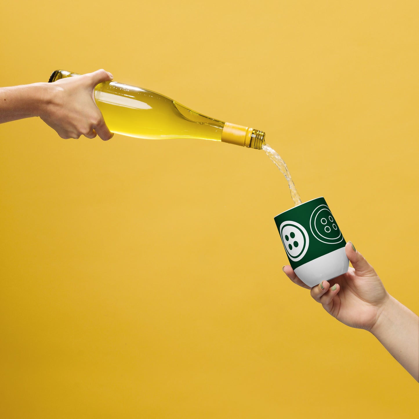 Green Wine Tumbler with "Big Buttons" Graphic - The Perfect Gift for People who Love to Sew