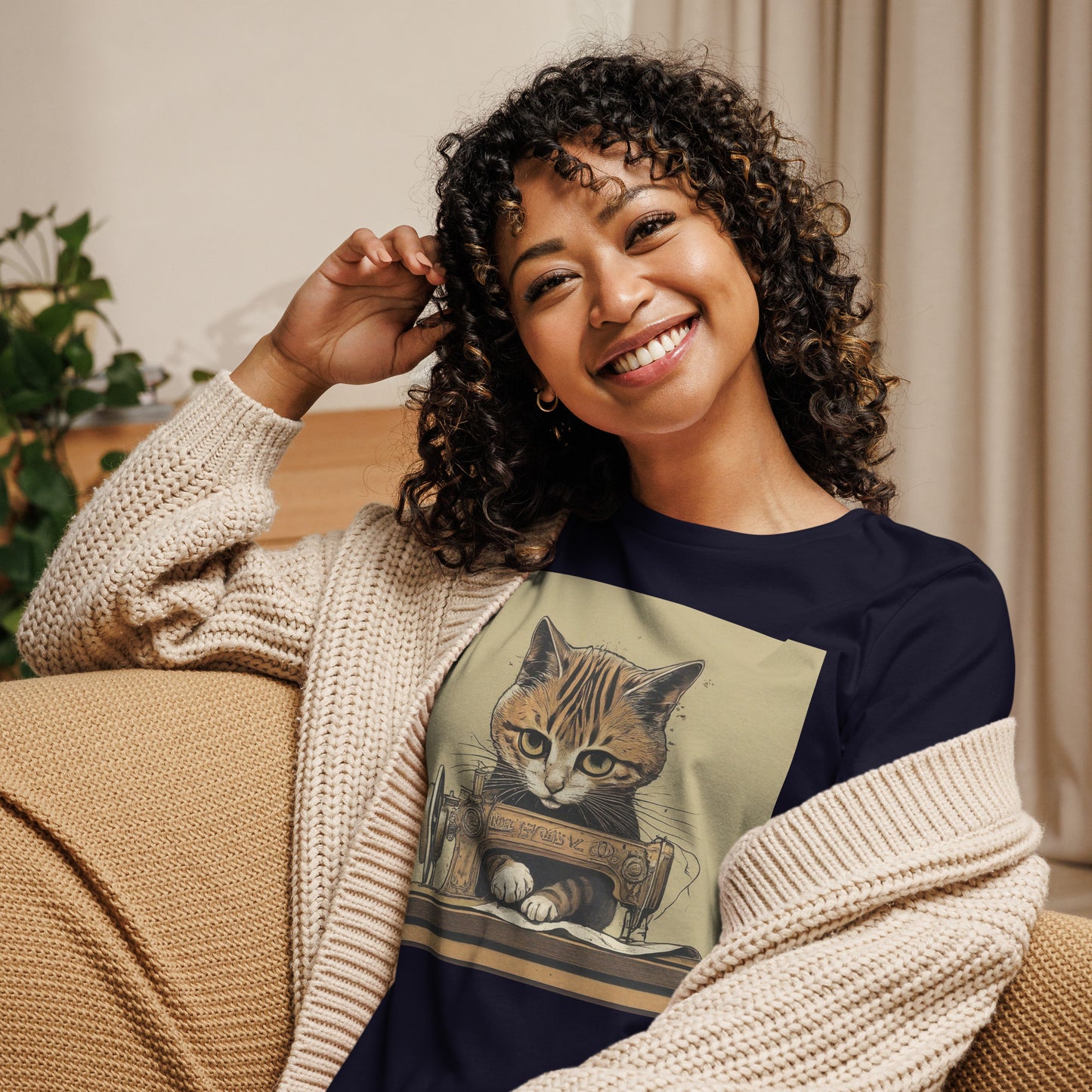 Sewing Cat C2 Graphic Women's T-shirt