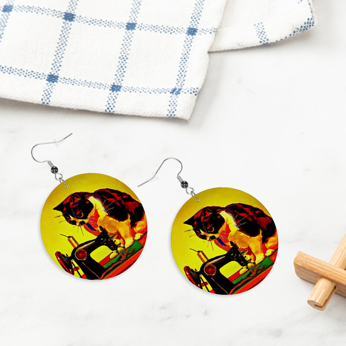 Circle Drop Earrings with "Sewing Cats" design – The Perfect Gift for People who Love to Sew