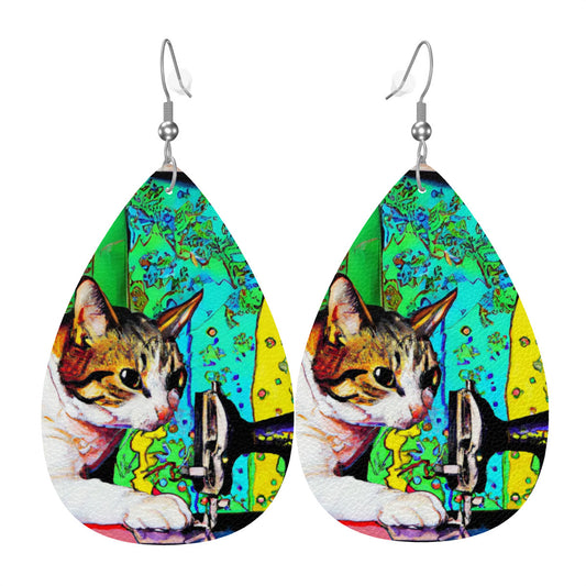 Teardrop Earrings with "Sewing Cats" design – The Perfect Gift for People who Love to Sew