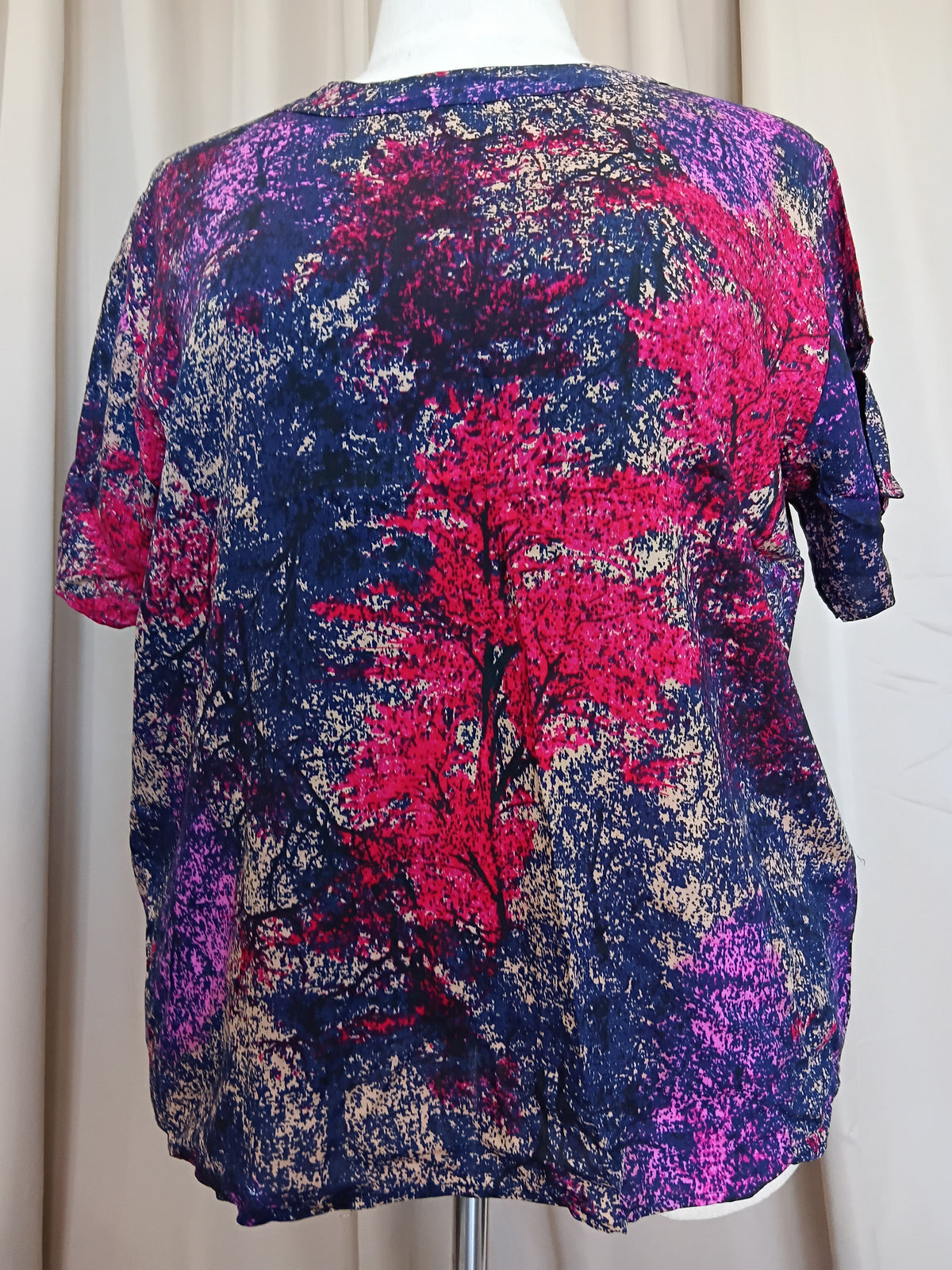 Women's Short Sleeve Top 100% Viscose Purple Red Trees