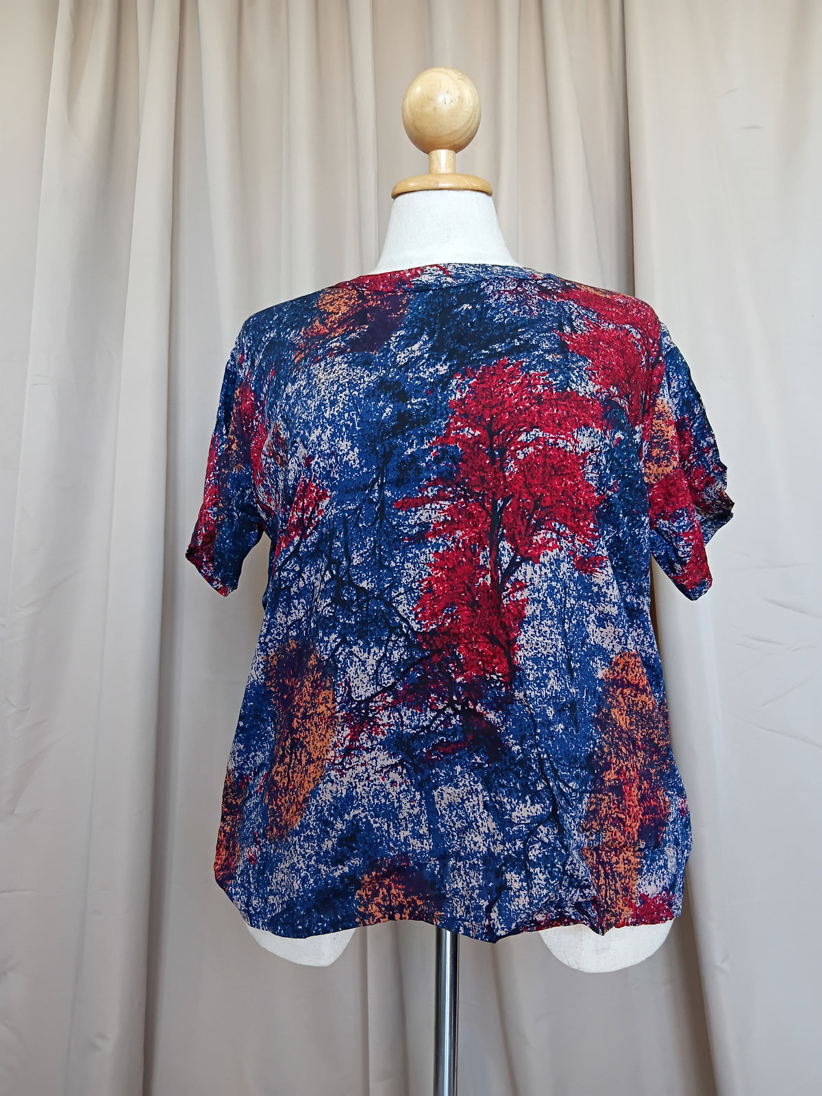 Women's Short Sleeve Top 100% Viscose Blue Red Trees