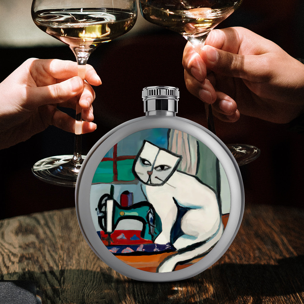 Flask with "Sewing Cats" design – The Perfect Gift for People who Love to Sew