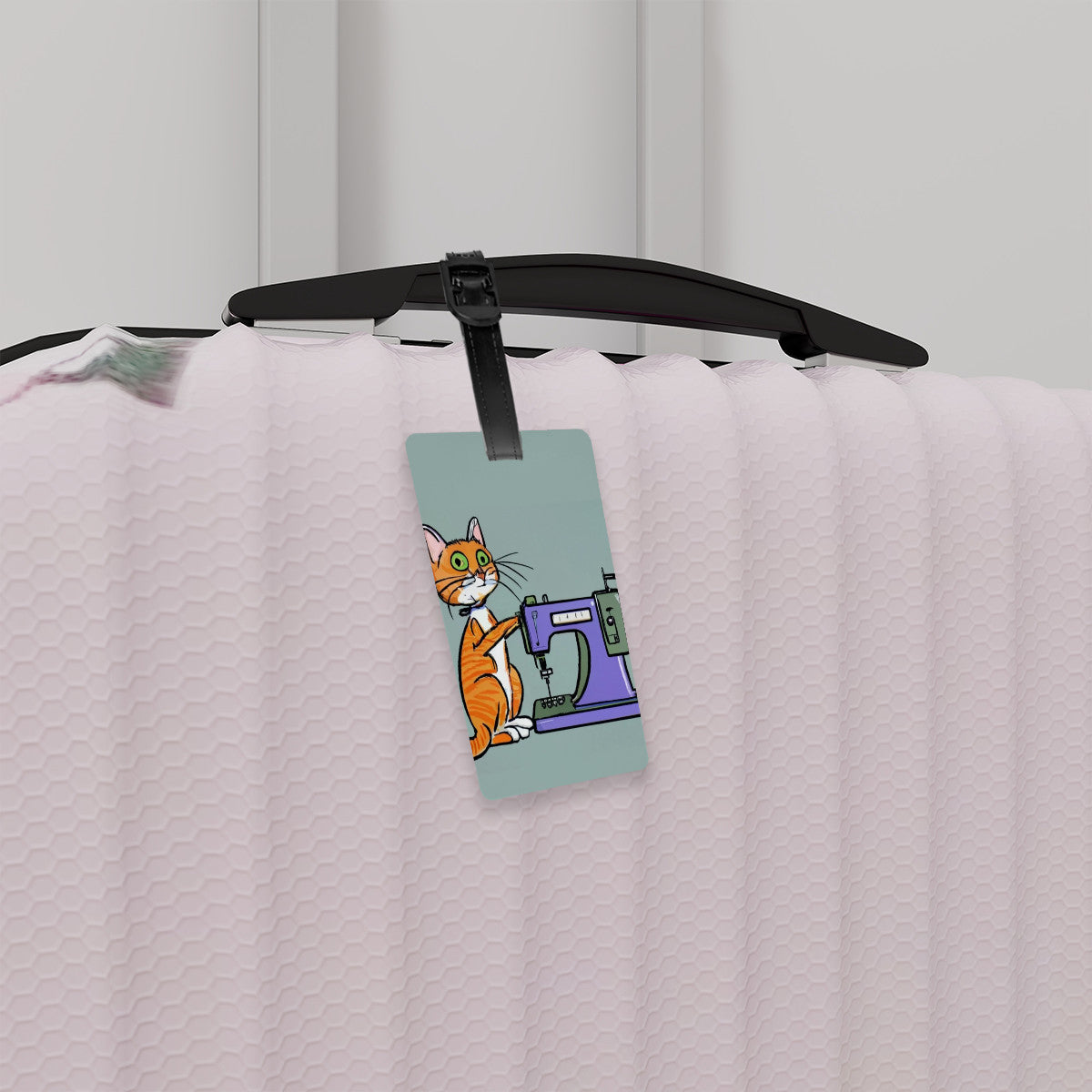 Luggage Tag with "Sewing Cat" design, the ideal gift for people who love to sew, cat lovers, and travelers.