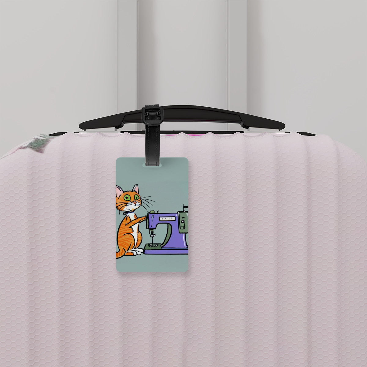 Luggage Tag with "Sewing Cat" design, the ideal gift for people who love to sew, cat lovers, and travelers.