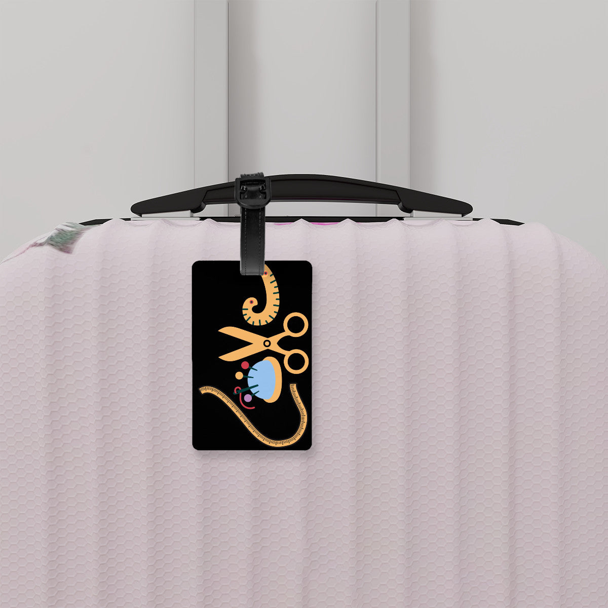 Black Luggage Tag with "Love Sewing" design, the ideal gift for people who love to sew, cat lovers, and travelers.