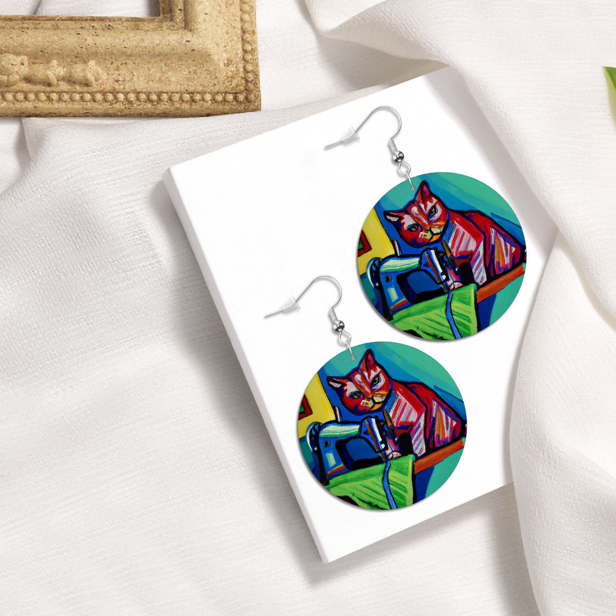 Circle Drop Earrings with "Sewing Cats" design – The Perfect Gift for People who Love to Sew