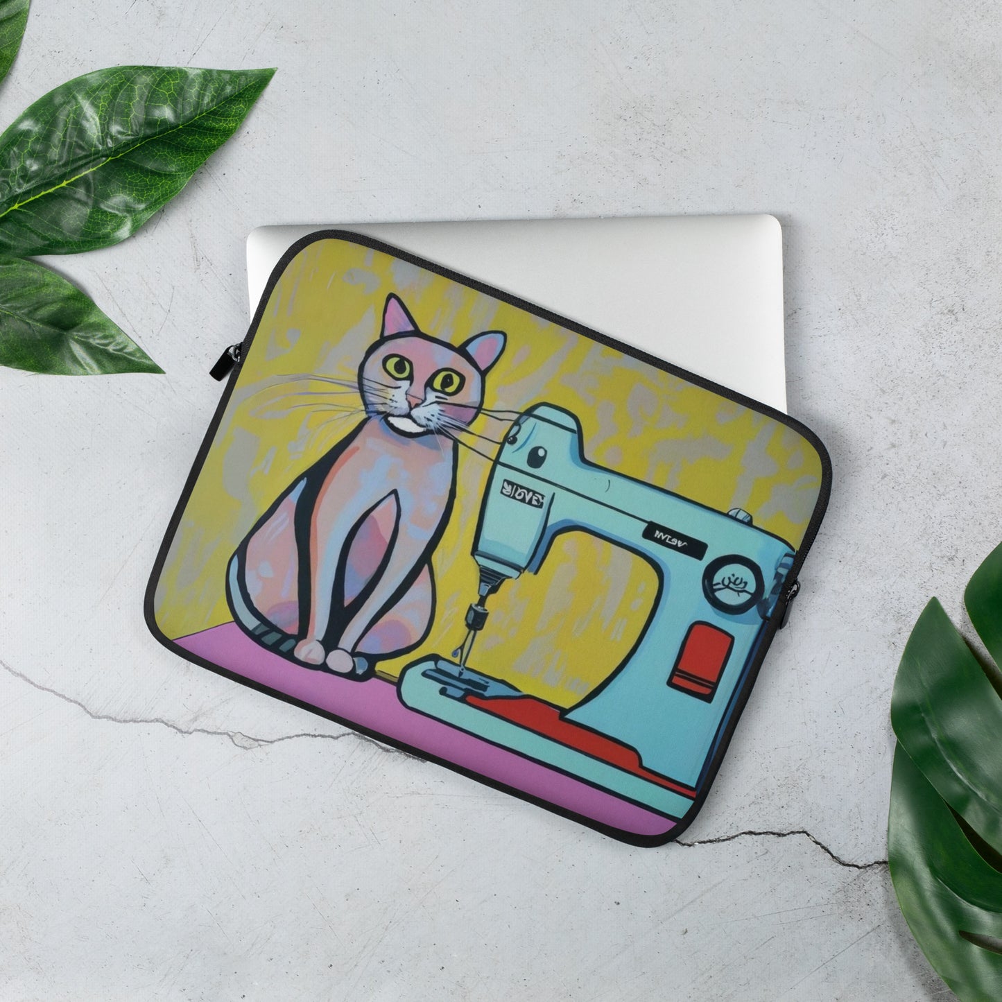 Laptop Sleeve with "Sewing Cat" design - The Perfect Gift for People who Love to Sew