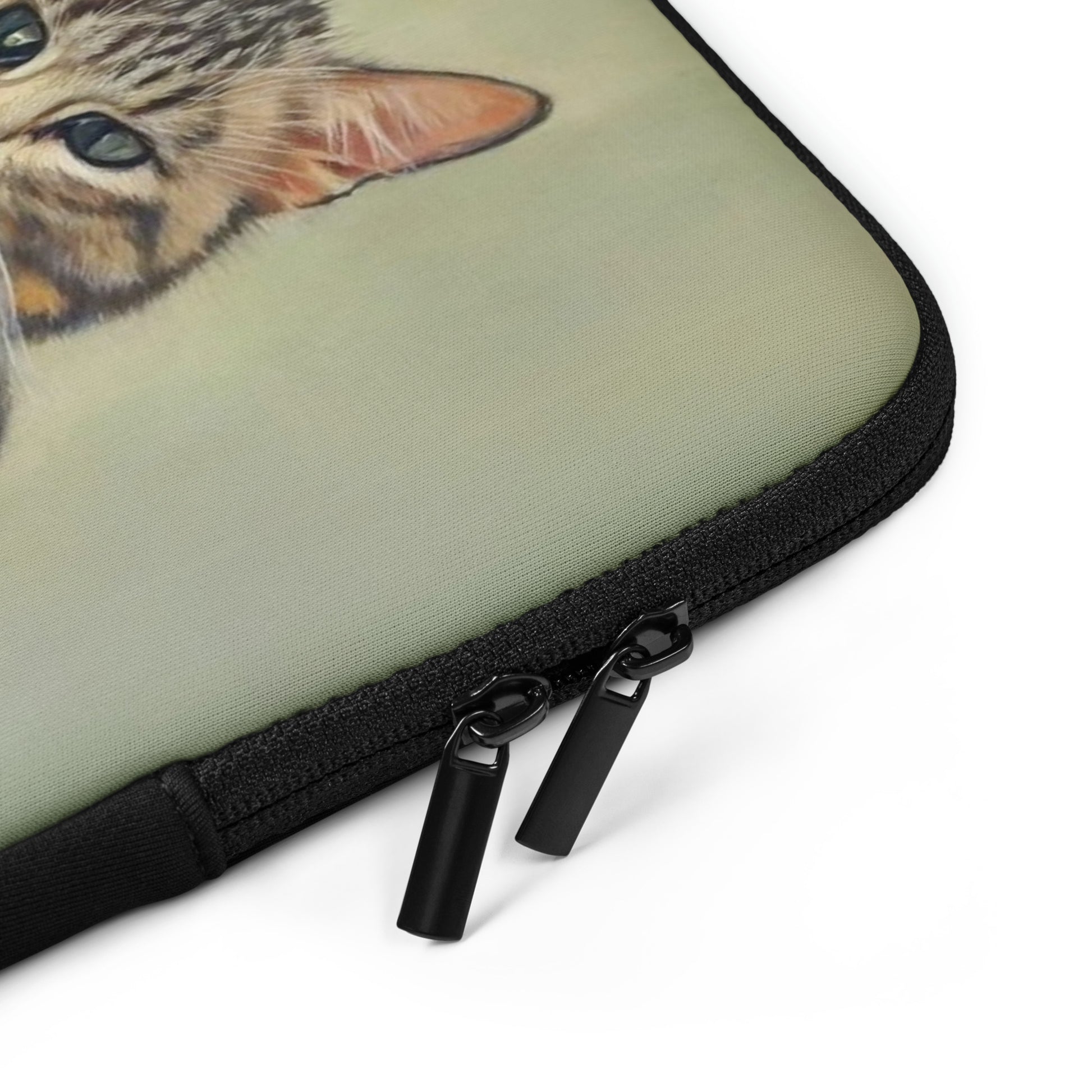 Laptop Sleeve with "Sewing Cat" design - The Perfect Gift for People who Love to Sew