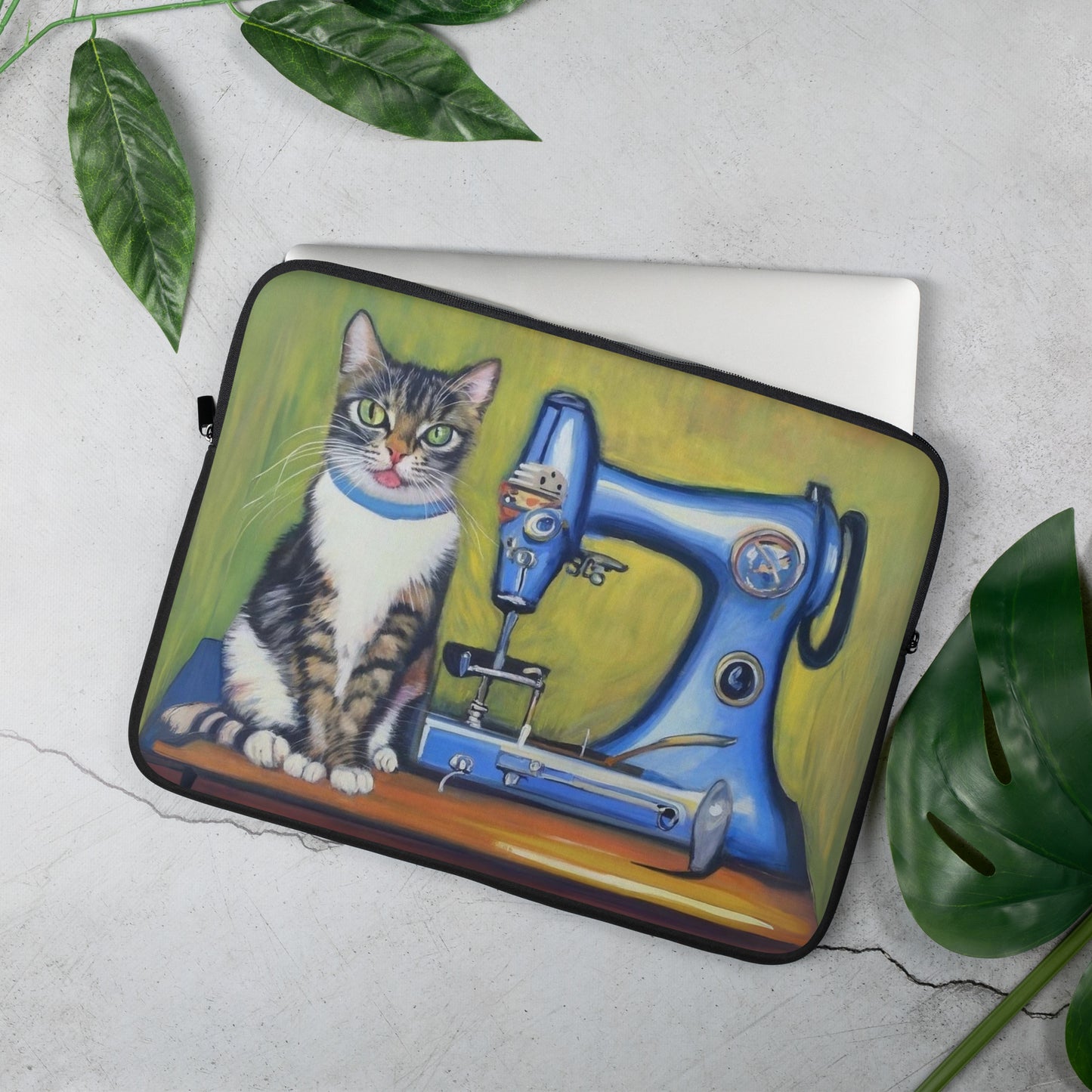 Laptop Sleeve with "Sewing Cat" design - The Perfect Gift for People who Love to Sew