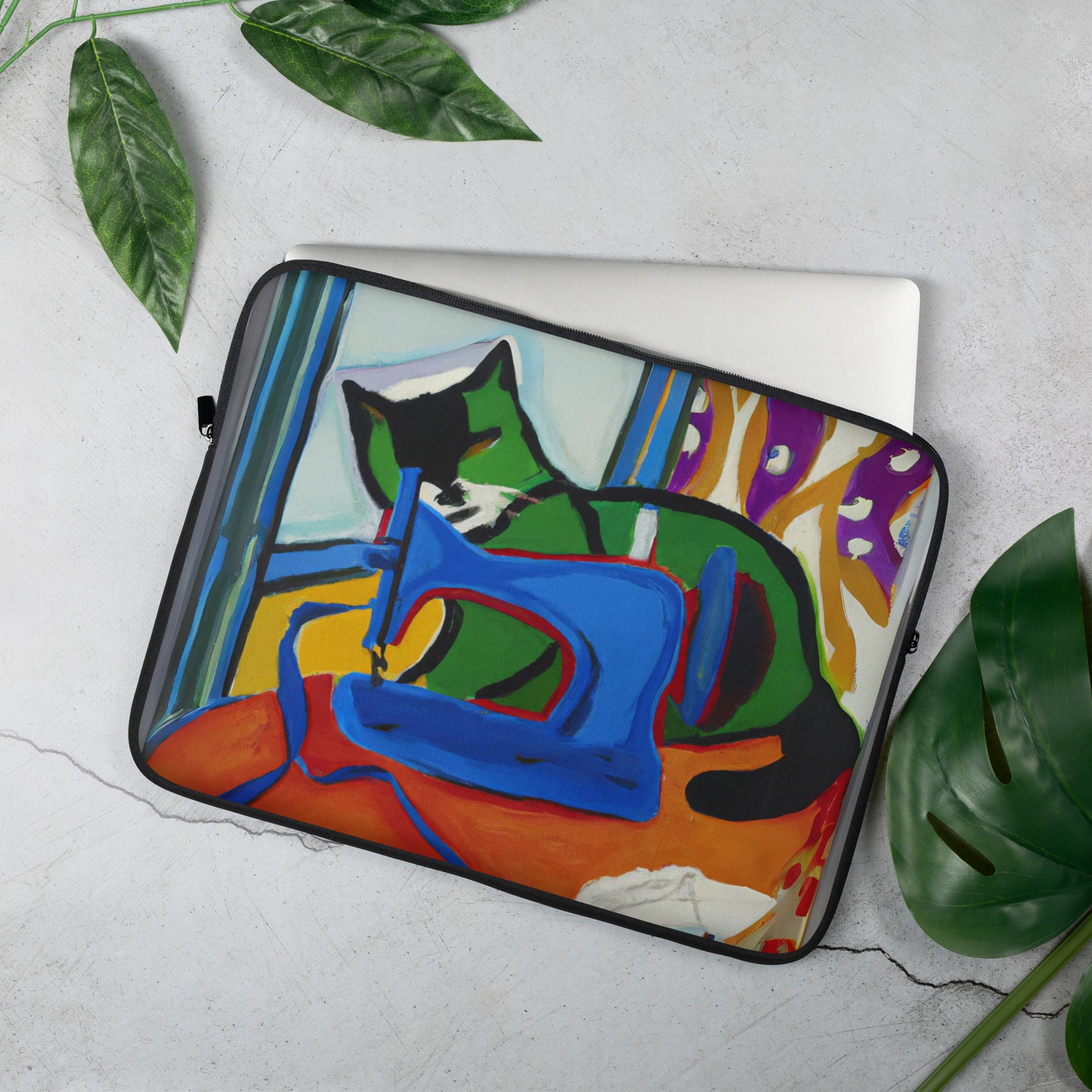 Laptop Sleeve with "Sewing Cat" design - The Perfect Gift for People who Love to Sew