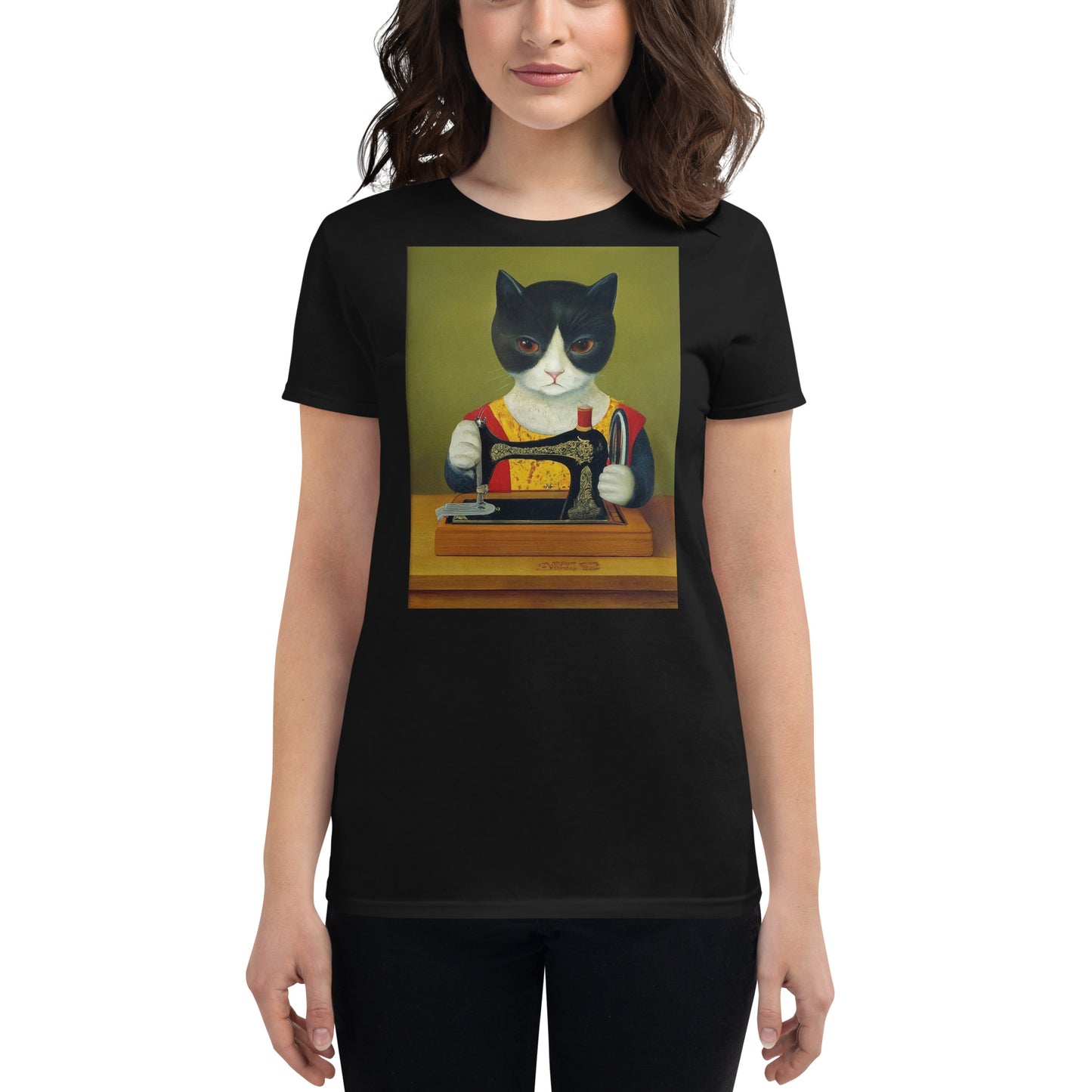 Women's T-shirt with "Sewing Cat" design – The Perfect Gift for People who Love to Sew