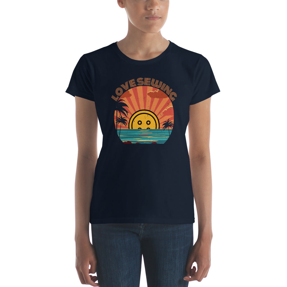 Navy Short Sleeve T-shirt with "Tropical Love Sewing" design – The Perfect Gift for People who Love to Sew