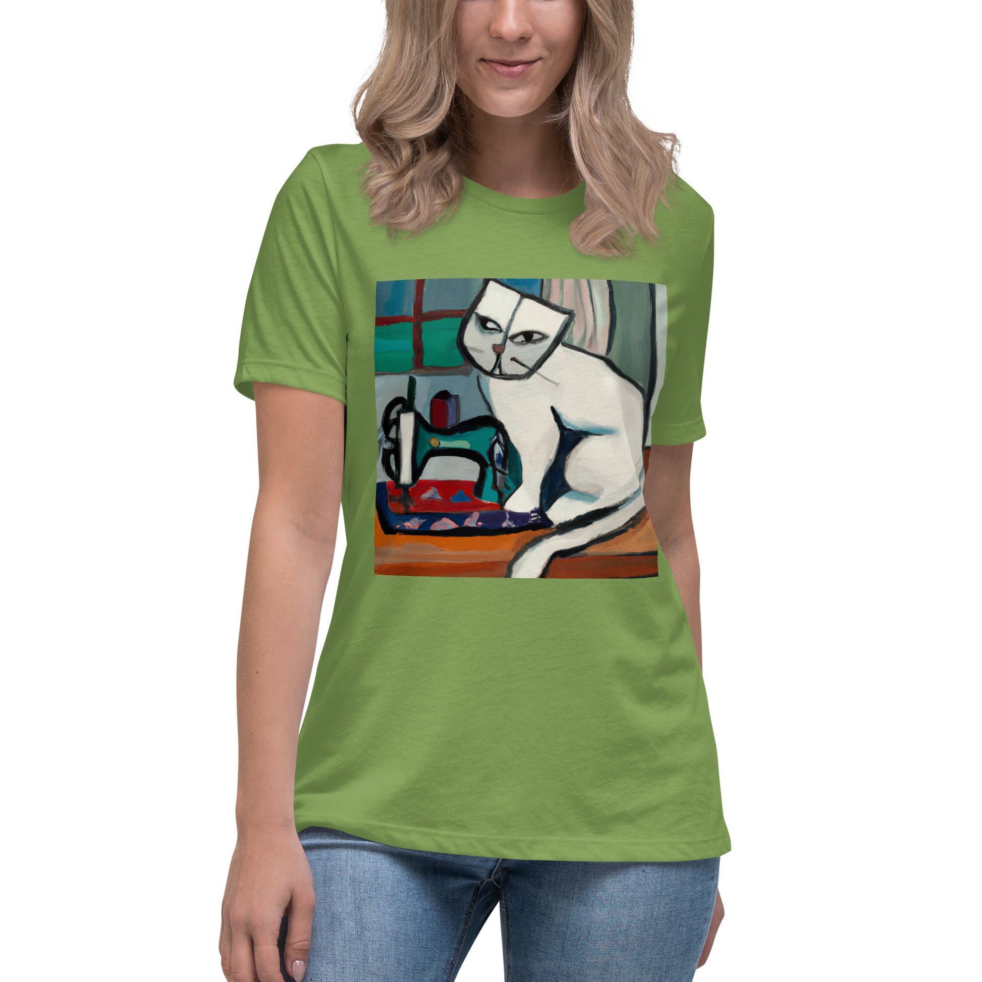 Women's T-shirt with "Sewing Cat" design – The Perfect Gift for People who Love to Sew