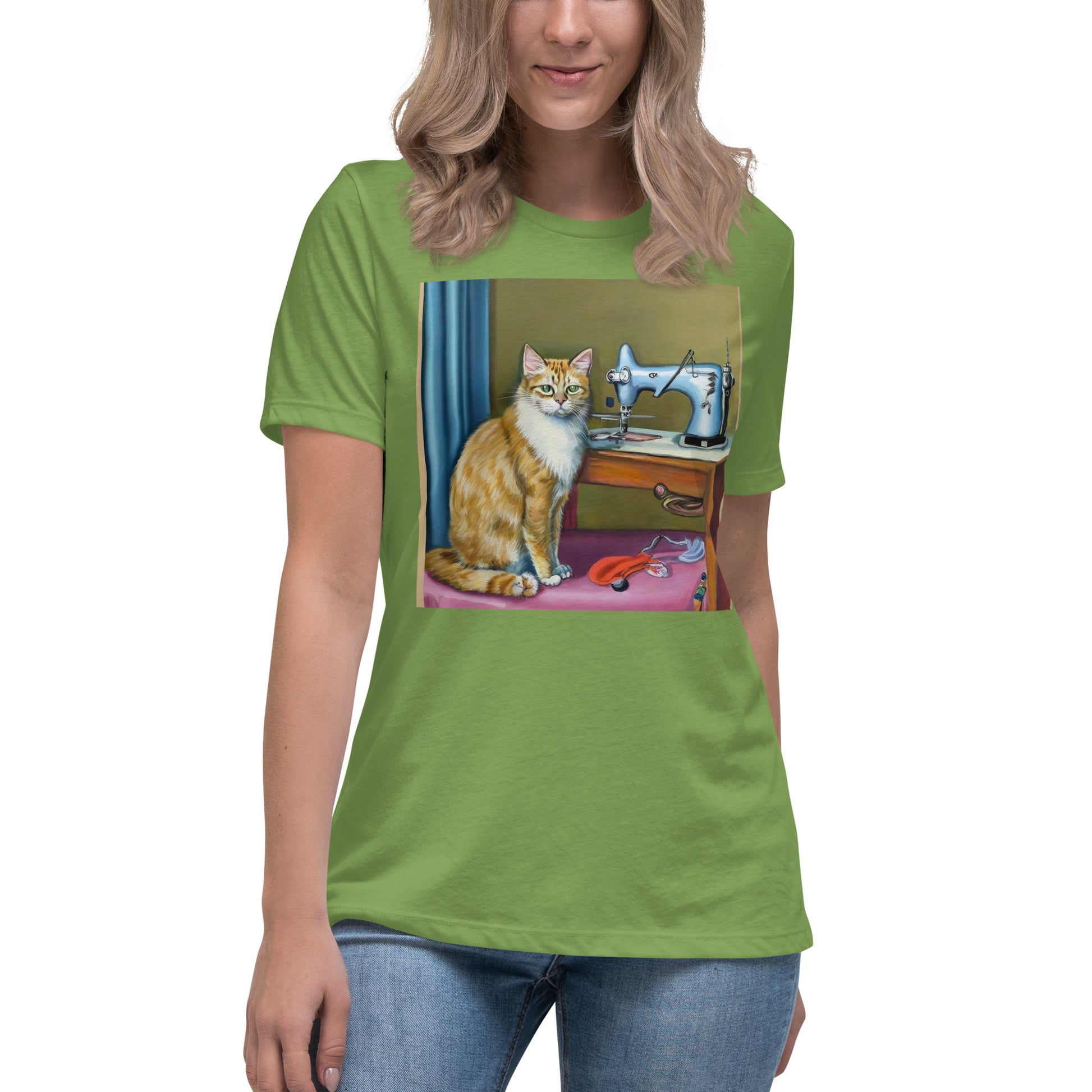 Women's T-shirt with "Sewing Cat" design – The Perfect Gift for People who Love to Sew