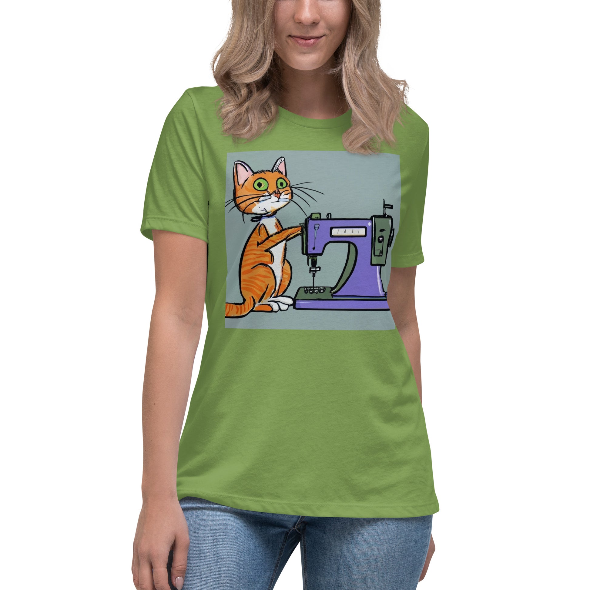 Women's T-shirt with "Sewing Cat" design – The Perfect Gift for People who Love to Sew